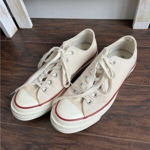 Converse All Star Chuck Taylor Men’s Size 7.5 Cream Low Top